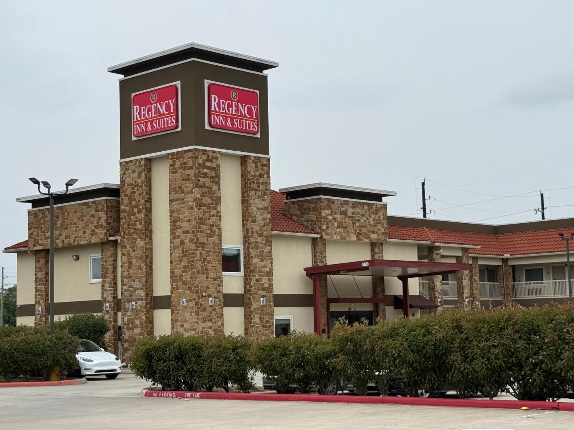 Regency Inn & Suites Humble Fm1960 - Iah Airport Exteriör bild